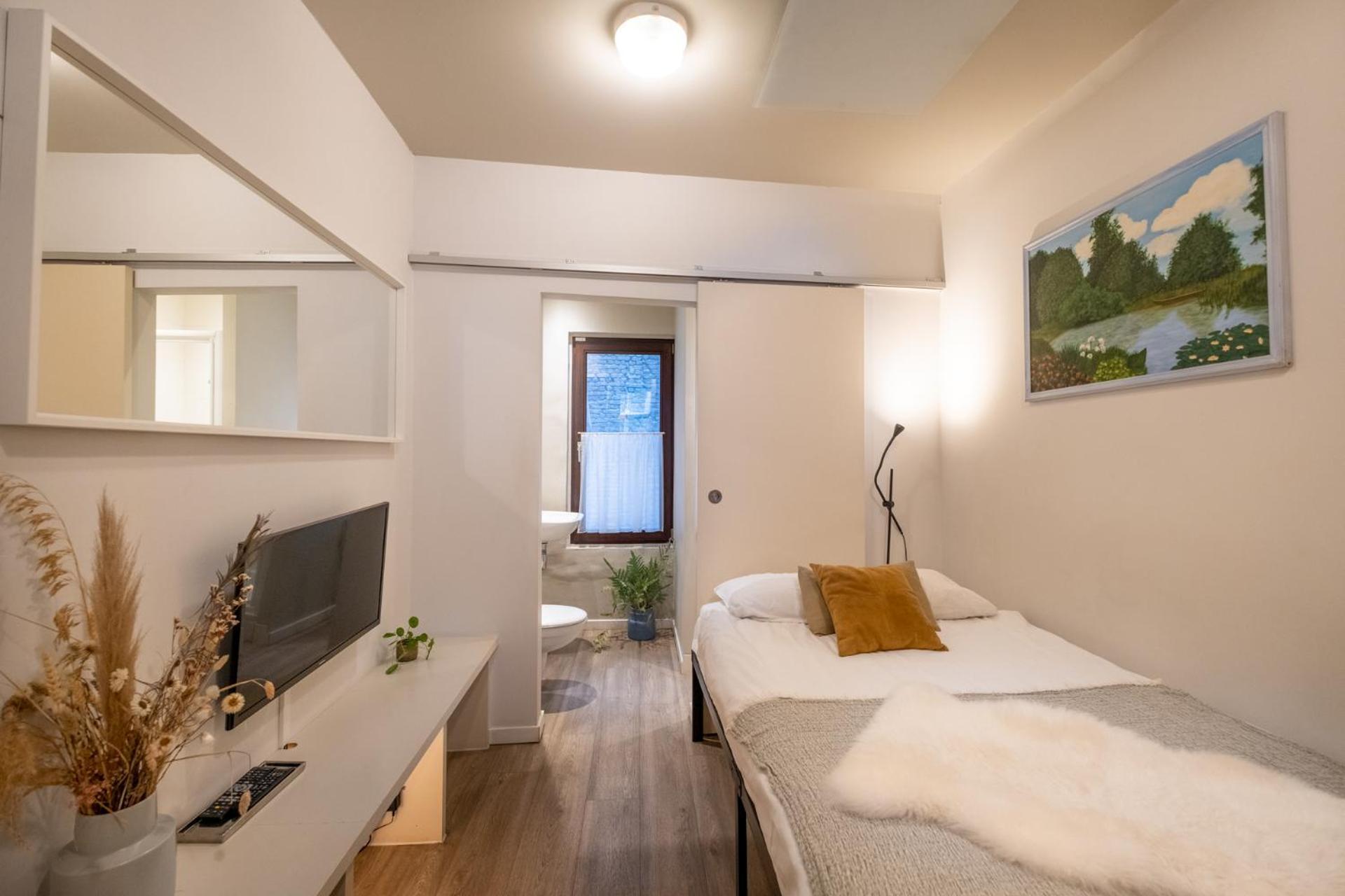 Cityhome Apartments In The Heart Of Antwerp Room photo